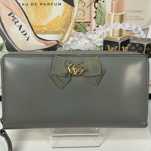 GUCCI GG Marmont Japan Exclusive Ribbon Zip Around  Wallet 😍